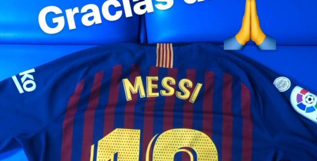 Subió una foto de una camiseta de Messi firmada y tuvo que borrarla por los insultos