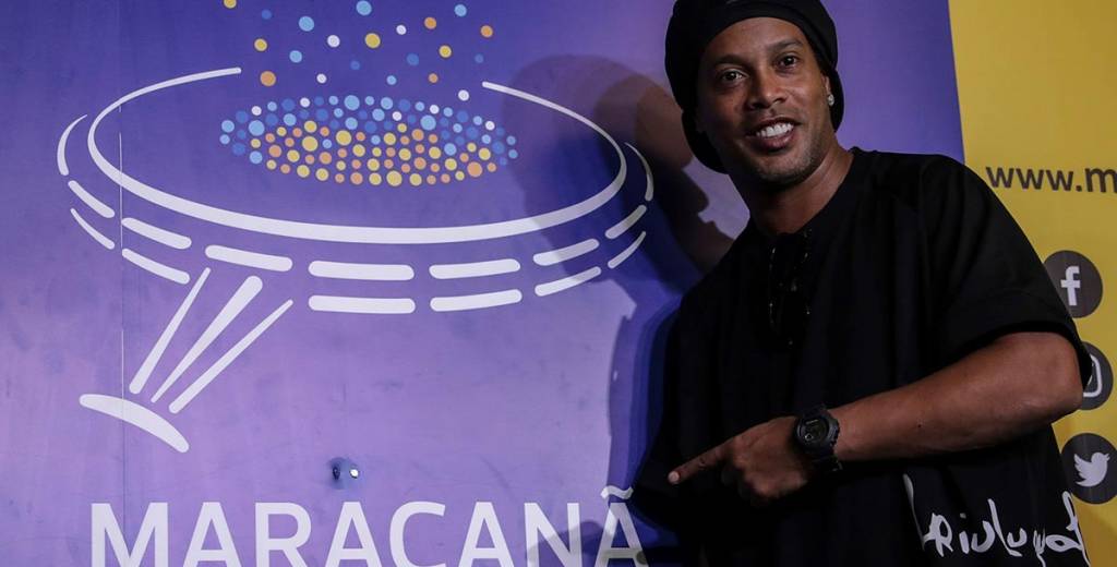 El Maracaná se rinde a los pies de Ronaldinho