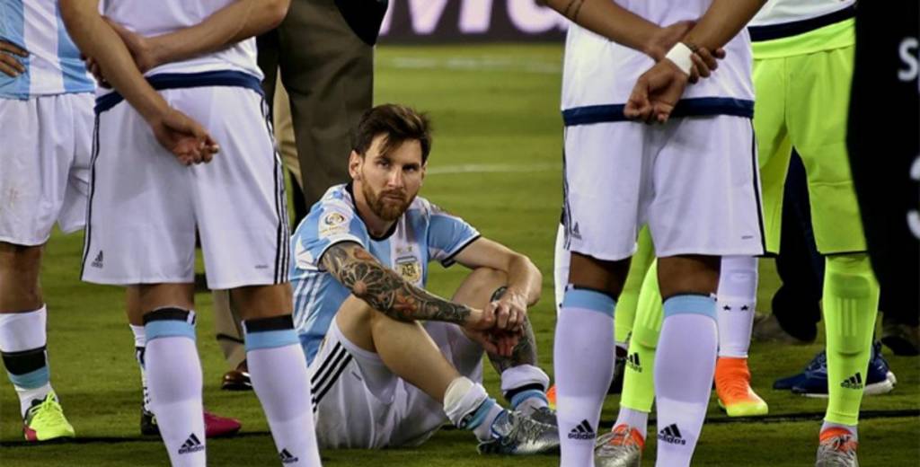 "Entre al vestuario y lo vi llorar a Messi como un nene"