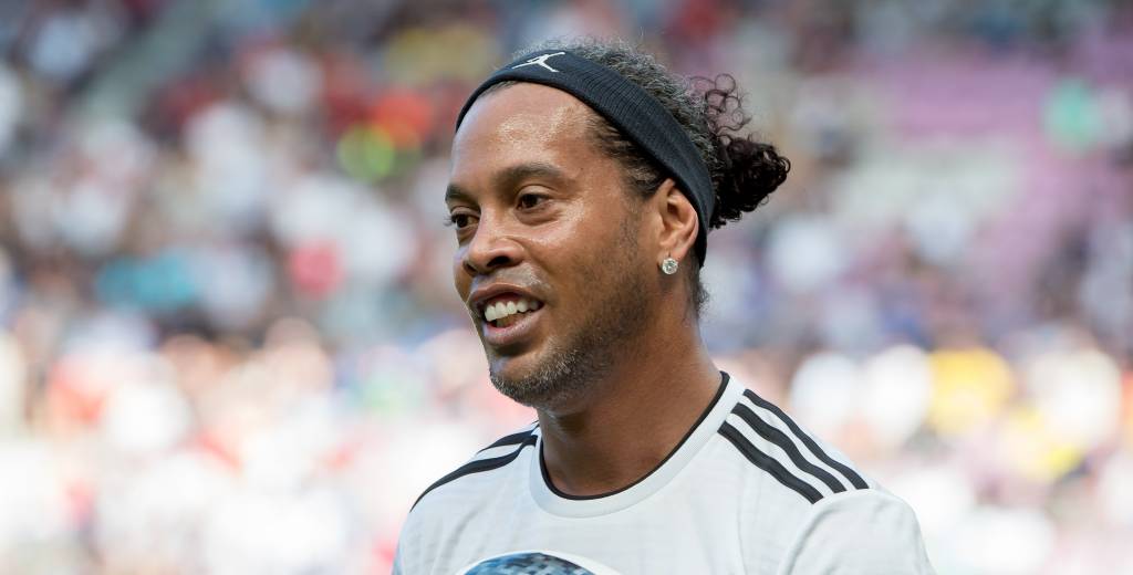 "Ronaldinho me falló, me hizo firmar con el United y él se fue al Barcelona"
