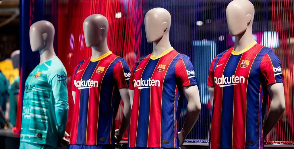 Barcelona lanzó la nueva camiseta titular y a ellos dos los borró