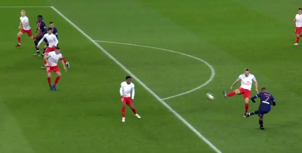 Mbappé metió un golazo infernal que salvó al PSG del papelón