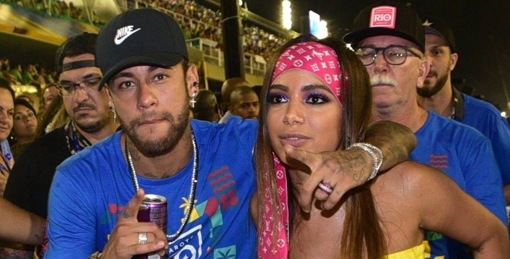 Mientras el PSG juega por Champions League, Neymar se divierte en el carnaval
