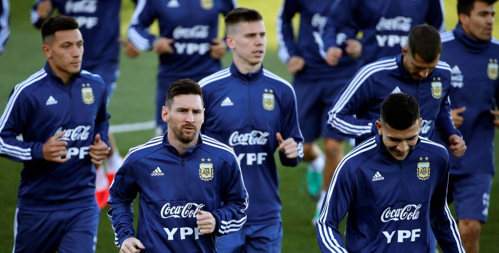 "Tuve un cruce fuerte con Messi en la Selección"