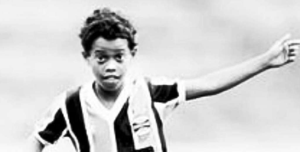 La emotiva carta de Ronaldinho a él mismo cuando era pequeño