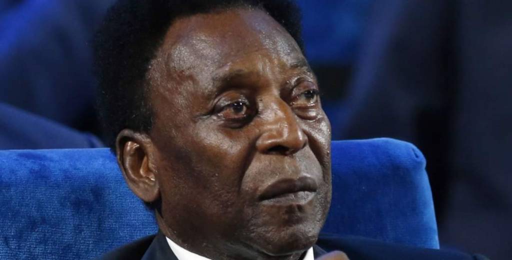 El sentido mensaje de Romario a Pelé: "El mundo entero está rezando por ti"