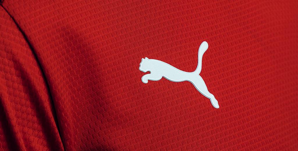 Puma lanzó la nueva camiseta con un cambio histórico