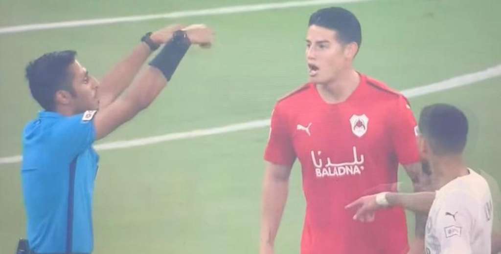 El cruce de James Rodríguez con un rival en la final de la Copa del Emir