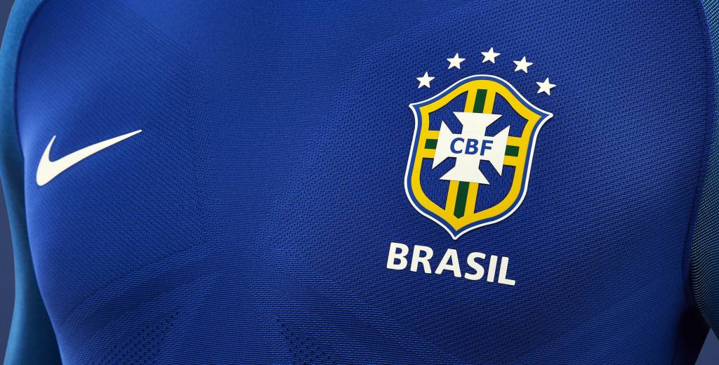 La sorprendente camiseta azul de Brasil para 2022