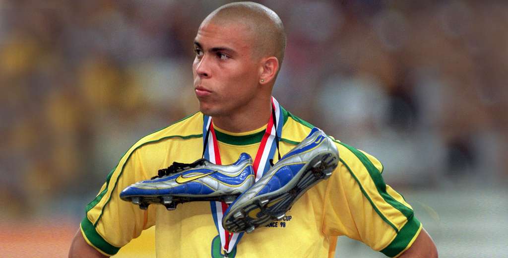 Ronaldo: "Era un hijo de p*ta, me hacía limpiarle las botas"