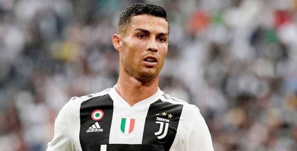 Cristiano Ronaldo espera la llamada para dejar Juventus