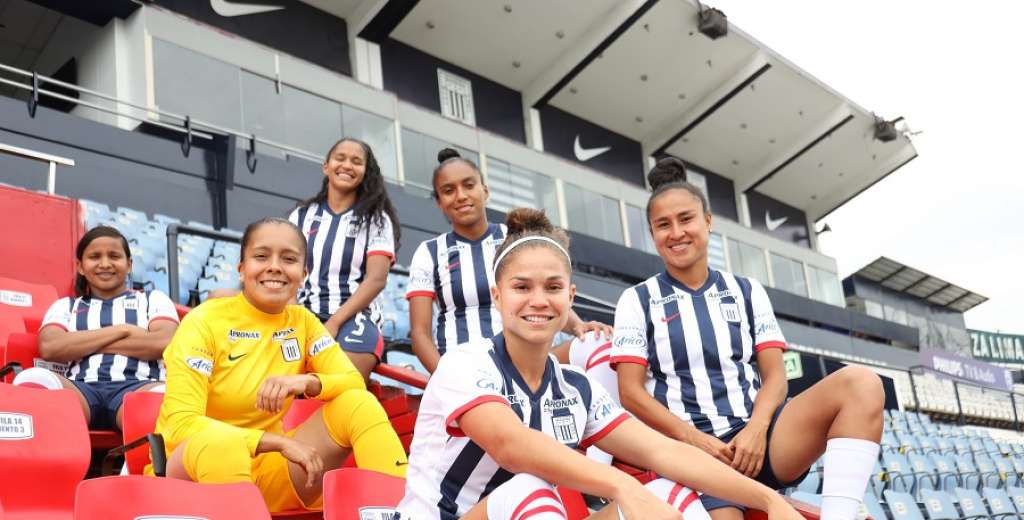 Perú realizó los primeros contratos profesionales dentro del fútbol femenino