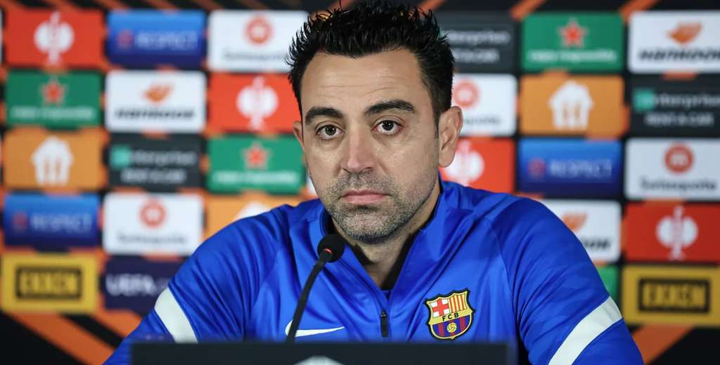Xavi no los quiere en Barcelona: "Ellos no pueden estar"