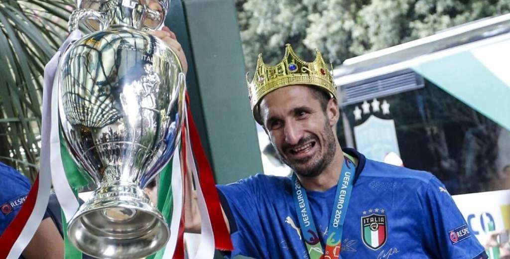 Historic: Chiellini leaves Juventus for the MLS after 17 years