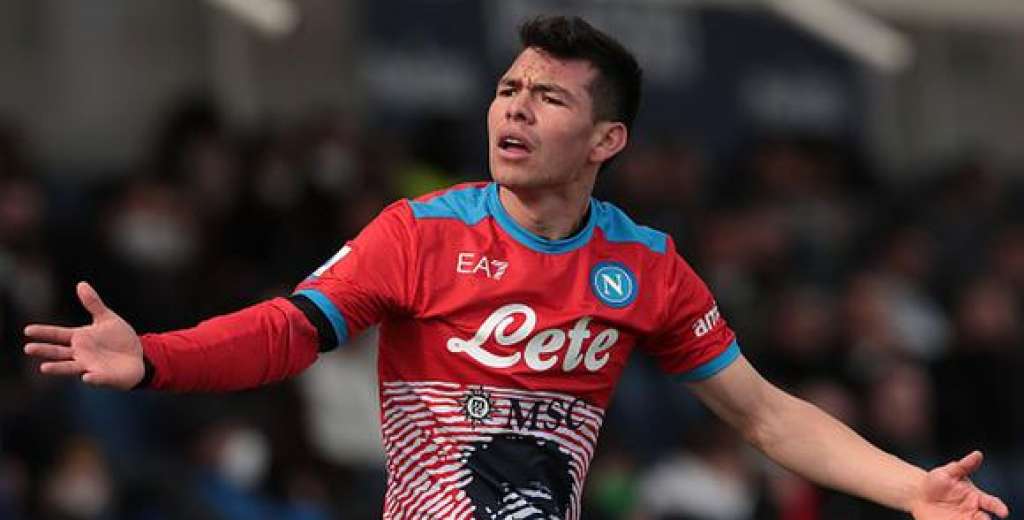 Mexican star Lozano fed up with the rumors regarding Napoli exit