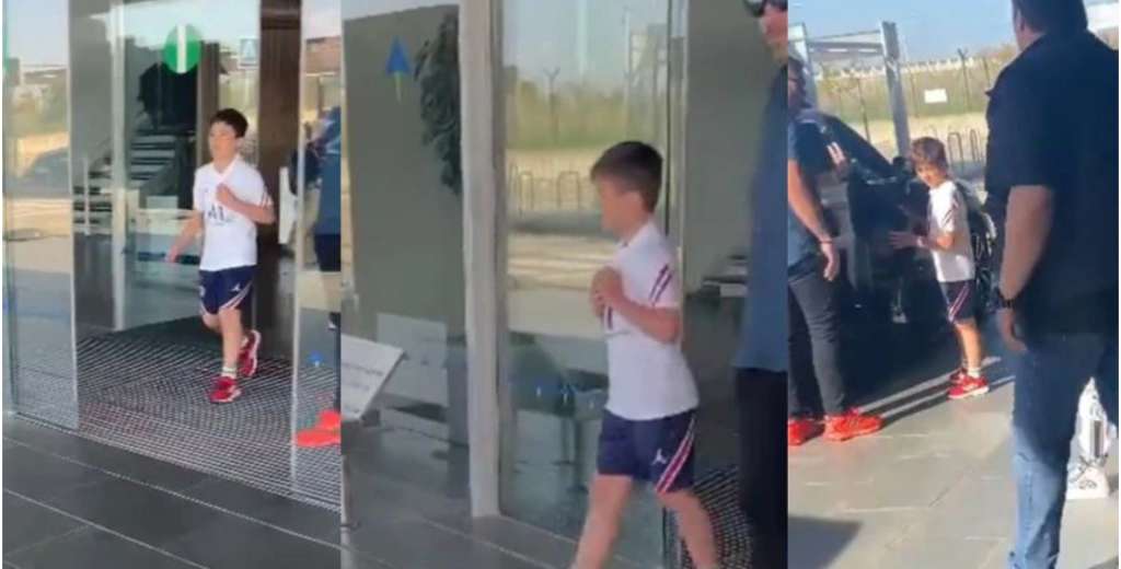 La reacción de Thiago Messi y la camiseta del PSG al llegar al aeropuerto