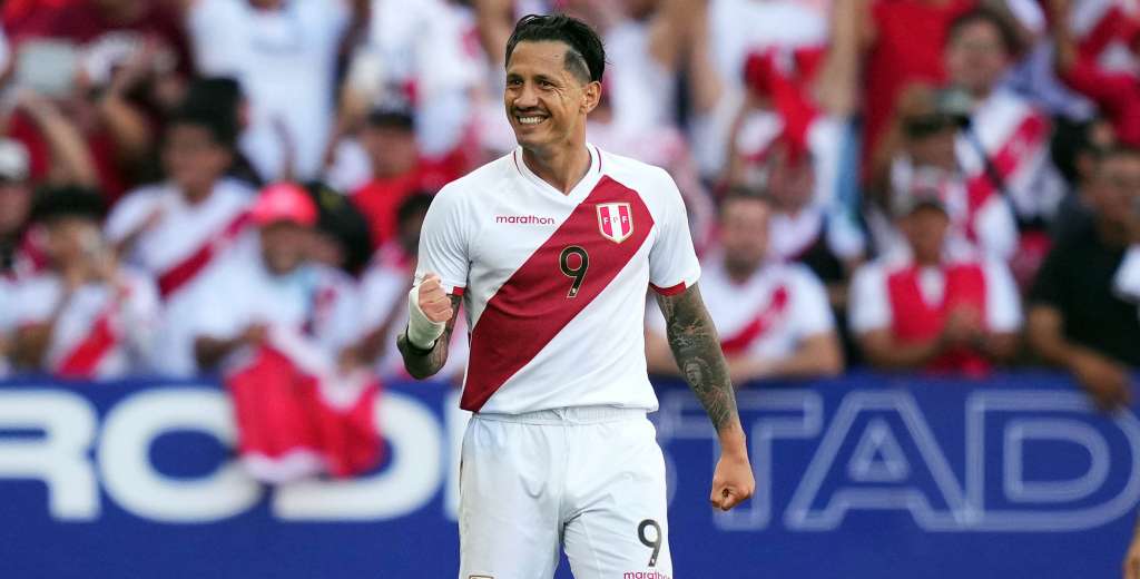 Lapadula es puro crack: hizo el gol de Perú a Nueva Zelanda