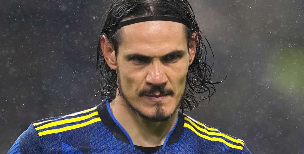SURPRISE: Edinson Cavani would be set to join this Spanish team