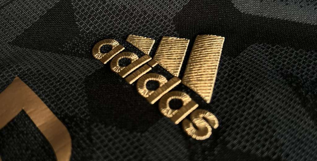 Adidas lanzó la mejor camiseta del 2022 y es del Arsenal