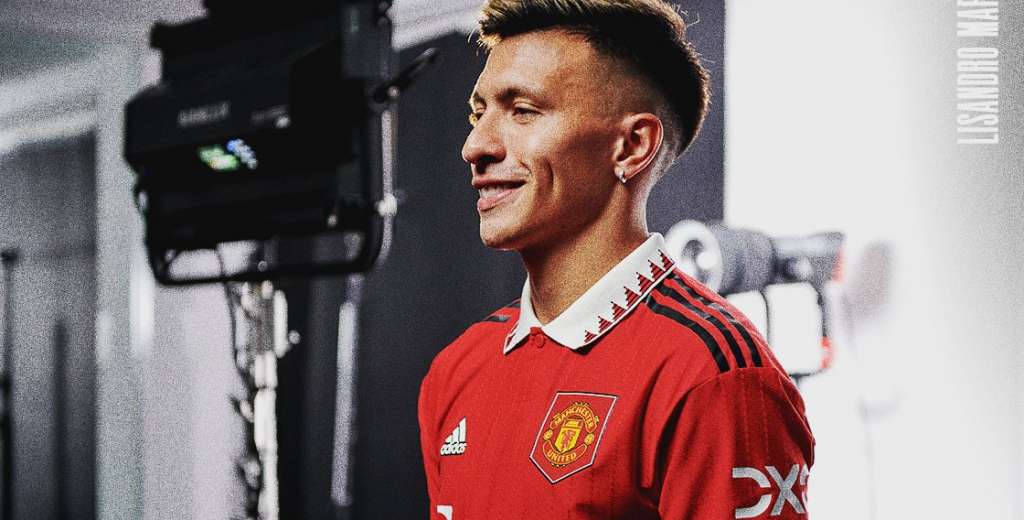 OFFICIAL: Manchester United close their third signing of the season