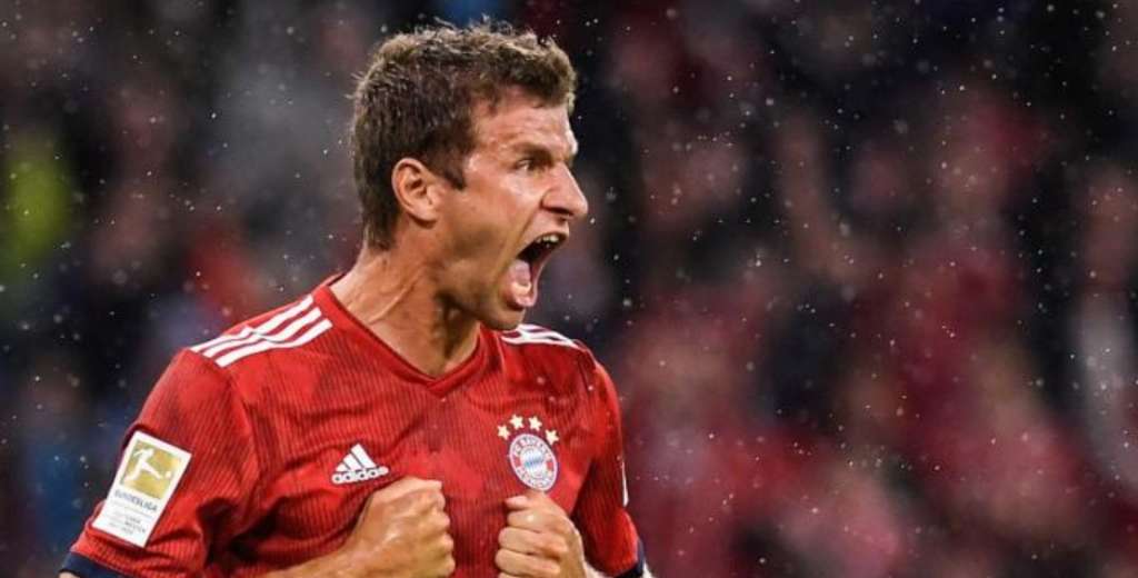 Müller es un animal: se indignó con sus compañeros por empatar un partido