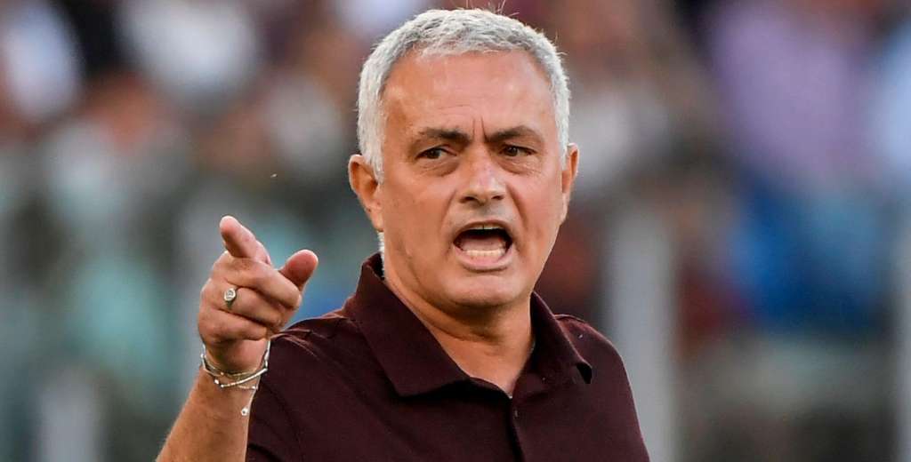 "You have to dive like clowns": Mourinho FURIOUS with Serie A referees