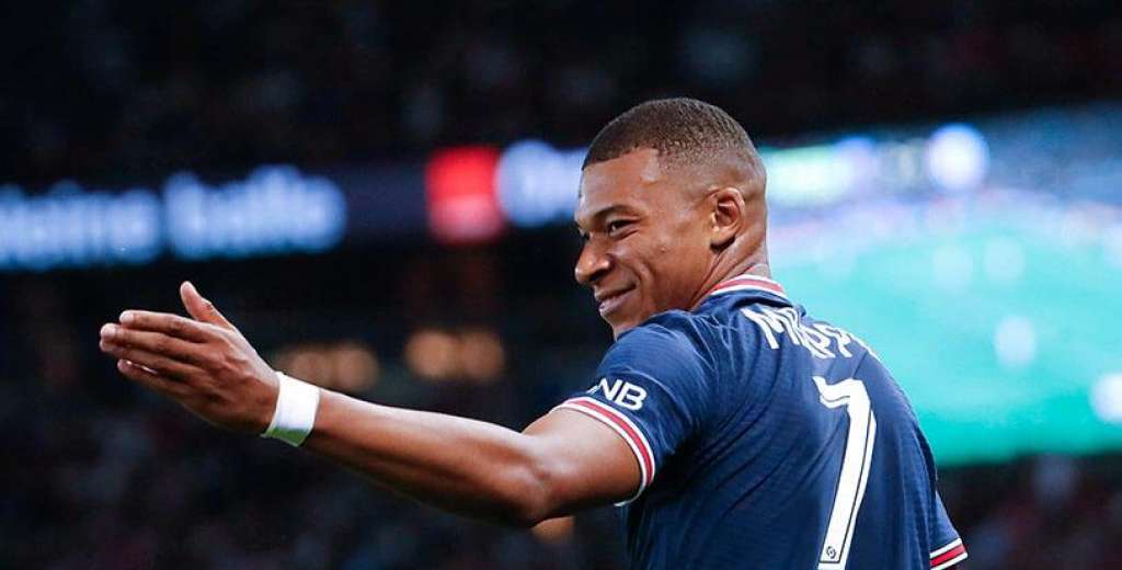 "Is Mbappé happy here? You should ask him": PSG director denies rumours