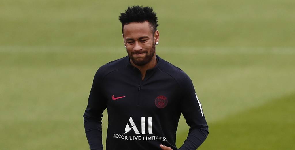 El PSG rechazó una millonaria oferta del Barcelona por Neymar