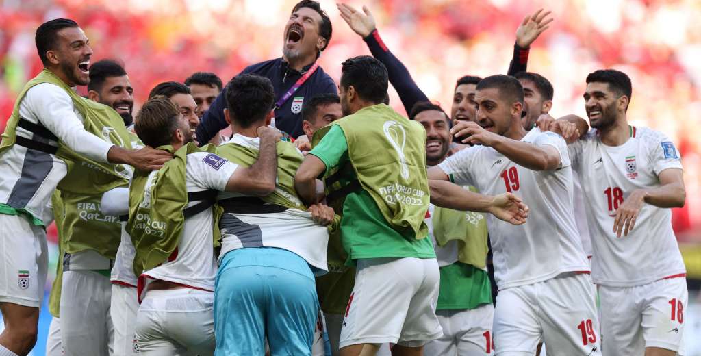 Agónica victoria de Irán 2 a 0 ante Gales en un partidazo inesperado