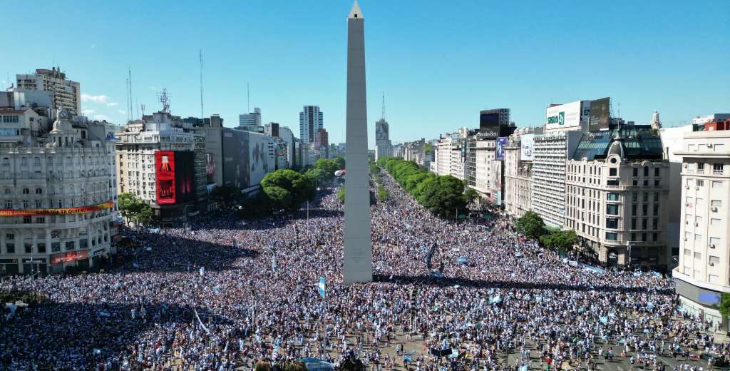 Los festejos de la Selección Argentina: Caravana masiva y ciudad colapsada