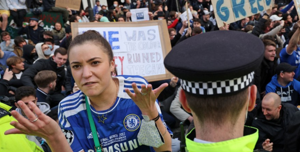 Los "Blues" con los números en rojo: el Chelsea anunció pérdidas millonarias