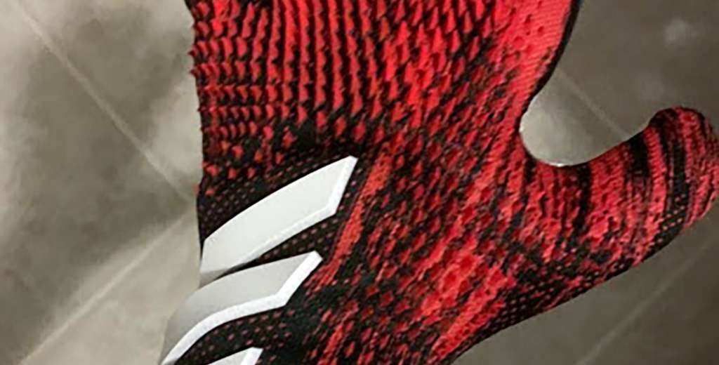 Vienen del futuro: los increíbles guantes Adidas Predator de Ter Stegen