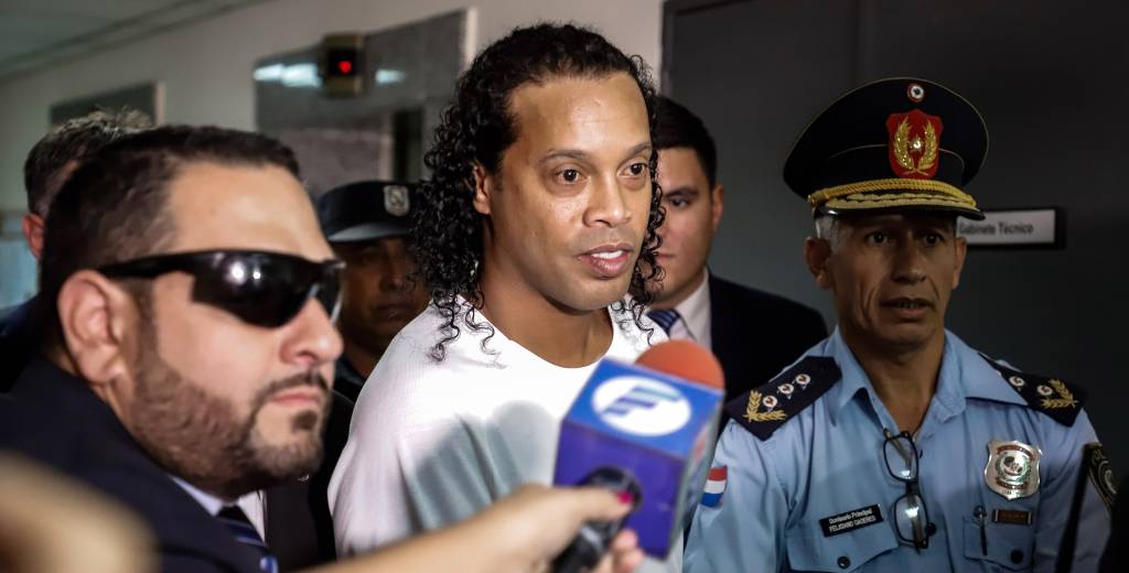 Ronaldinho y la nueva imagen en la cárcel: el desolador lugar donde está