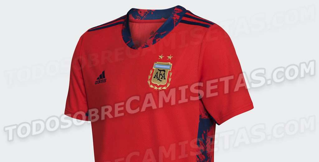 Adidas le hizo una camiseta roja para Argentina y es perfecta